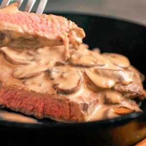 Bife com Molhos Cogumelos